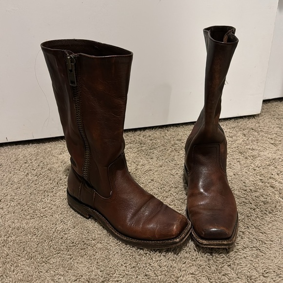 Frye Heath outside zip maple color size 6 - Picture 2 of 9